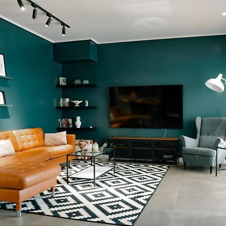 Novi'S Luxury Apartment 1 ジロカストラ エクステリア 写真