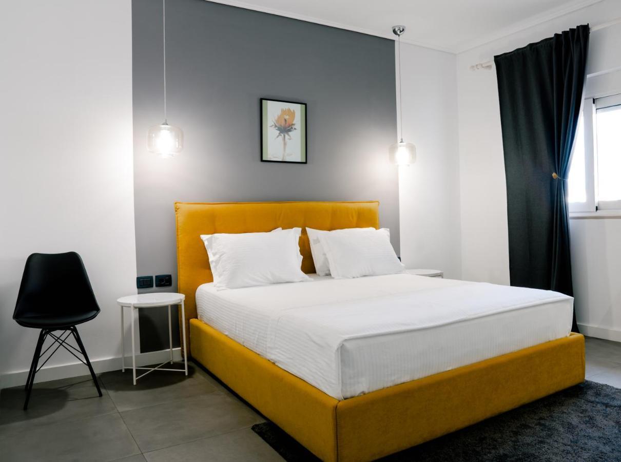 Novi'S Luxury Apartment 1 ジロカストラ エクステリア 写真